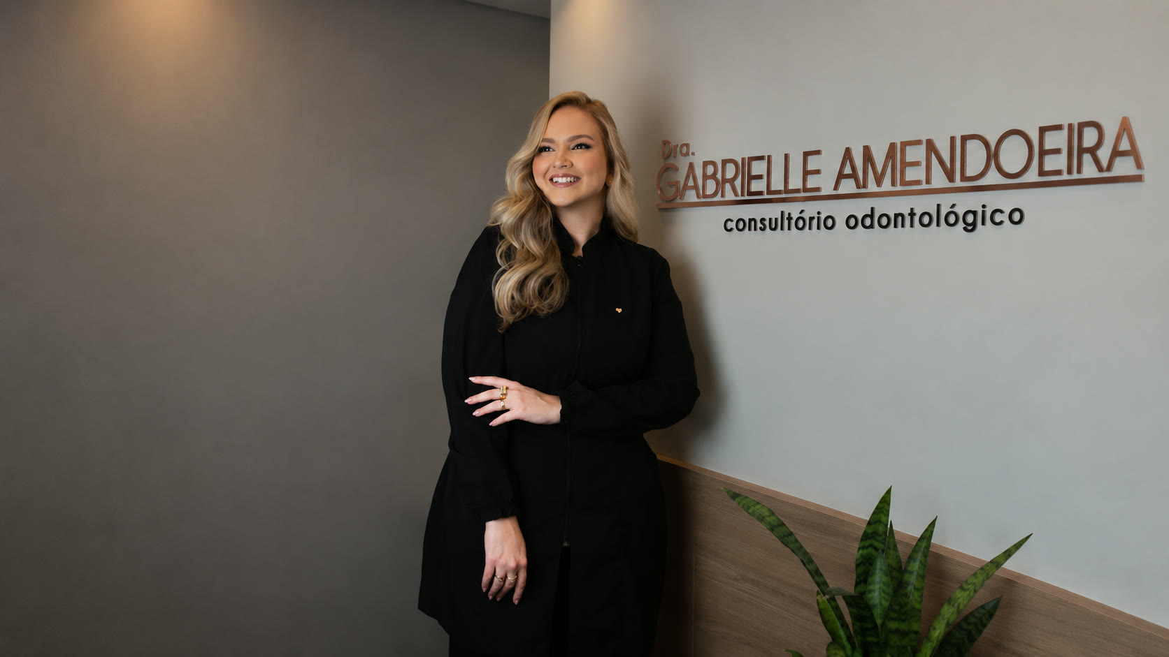 Atendimento na recepção do consultório, no Tirol, em Belo Horizonte